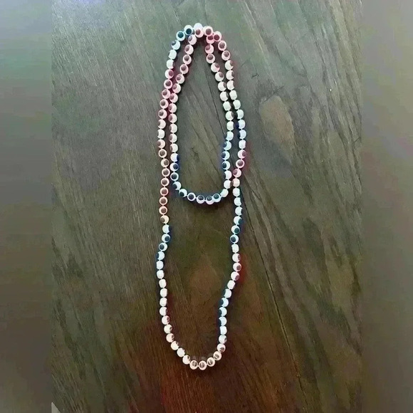 Jewelry - Vintage Red White and Blue 24 inch Long Plastic Necklace